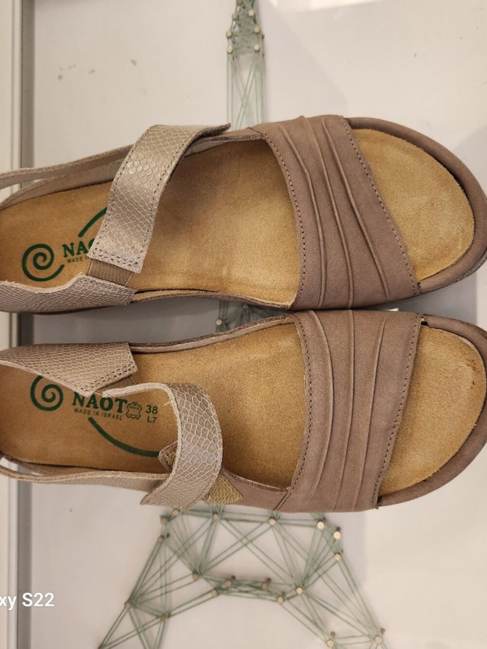 Naot "Papaki" Leather Sandals. NIB. Size EU 38/US 7-7.5. Stone Nubuck Beige - Picture 6 of 14